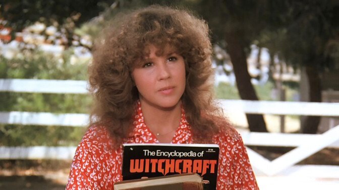 Kulttihetki: Ilmaiskatselussa Wes Cravenin uran käännekohta – Linda Blairin tähdittämä jännäri