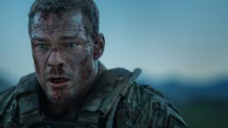 Netflixin scifiuutuus on räjähtävää toimintaa – Pääosassa Reacher-tähti