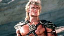 Flopista kulttiklassikoksi – Dolph Lundgrenin He-Man nyt suoratoistossa