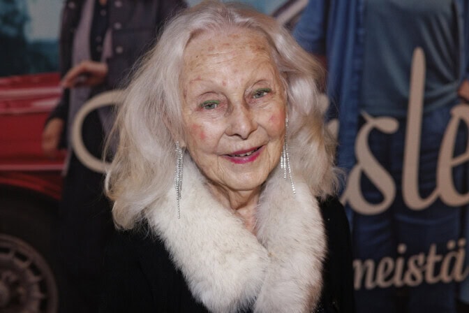 IL: Seela Sella, 89, joutunut sairaalaan