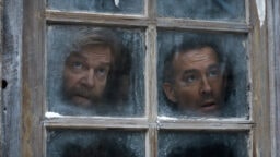 Ryan Reynolds rysäyttää Neuvostoliiton takamaille – hauska toimintakomedia saapui suoratoistoon