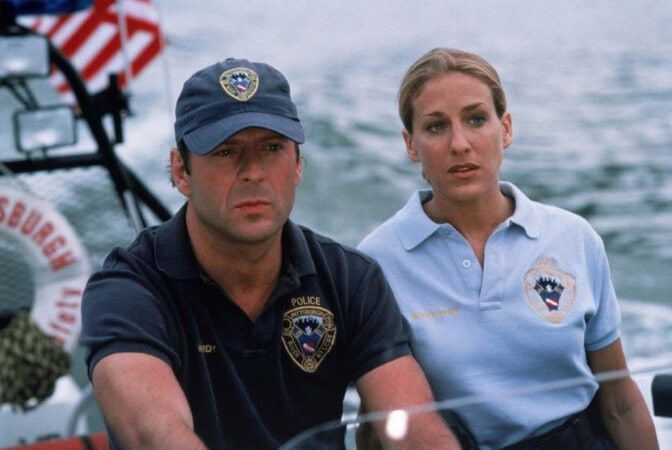 Illalla tv:ssä: Bruce Willis pahoitteli tätä toimintaelokuvaansa katsojille vuonna 2004 – sanoi sen olevan syvältä